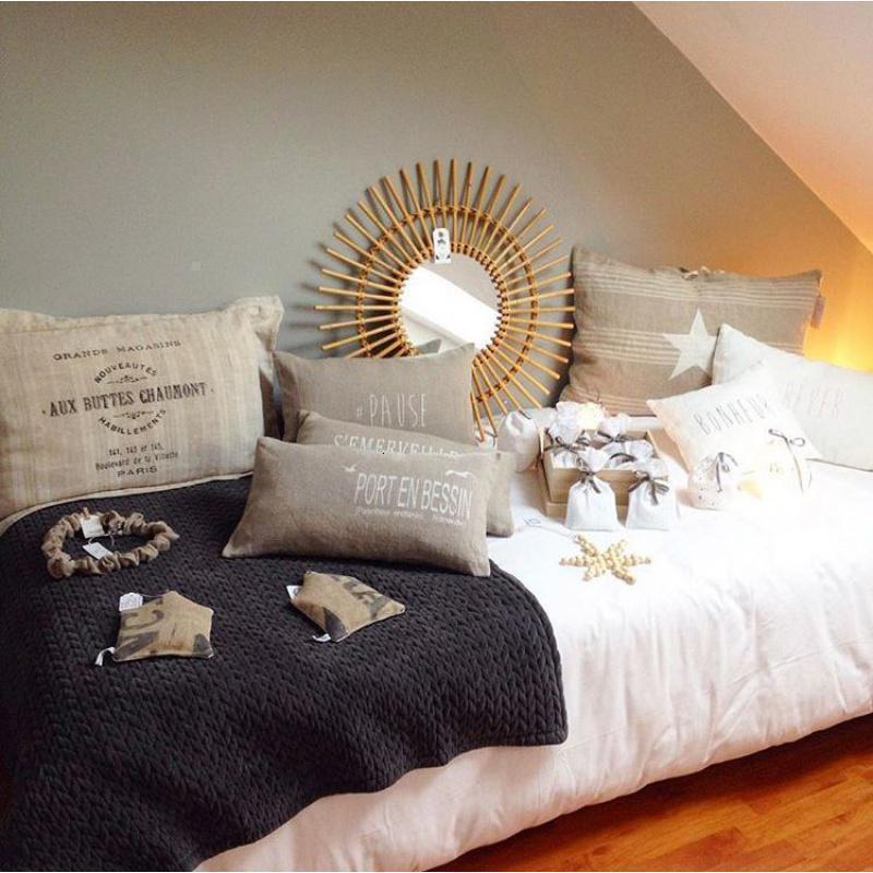 森美人久伴新款北欧复古藤编化妆镜台...